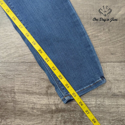 Just Black Petite Skinny Jeans Size 28P (6P)