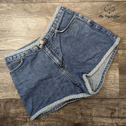 Tommy Hilfiger Denim Shorts Size 4