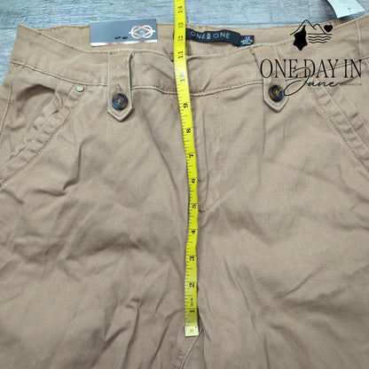 One5One Trouser Style Jeans Tan Khaki Straight Leg NWT Size 12