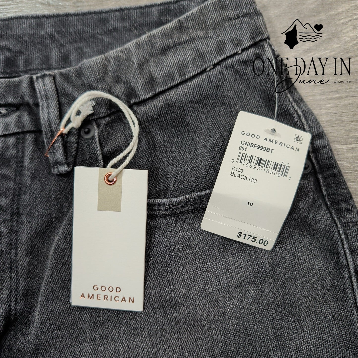 Good American Good 90s Baggy Jeans Black NWT Raw Seam $175 Size 10 (30)