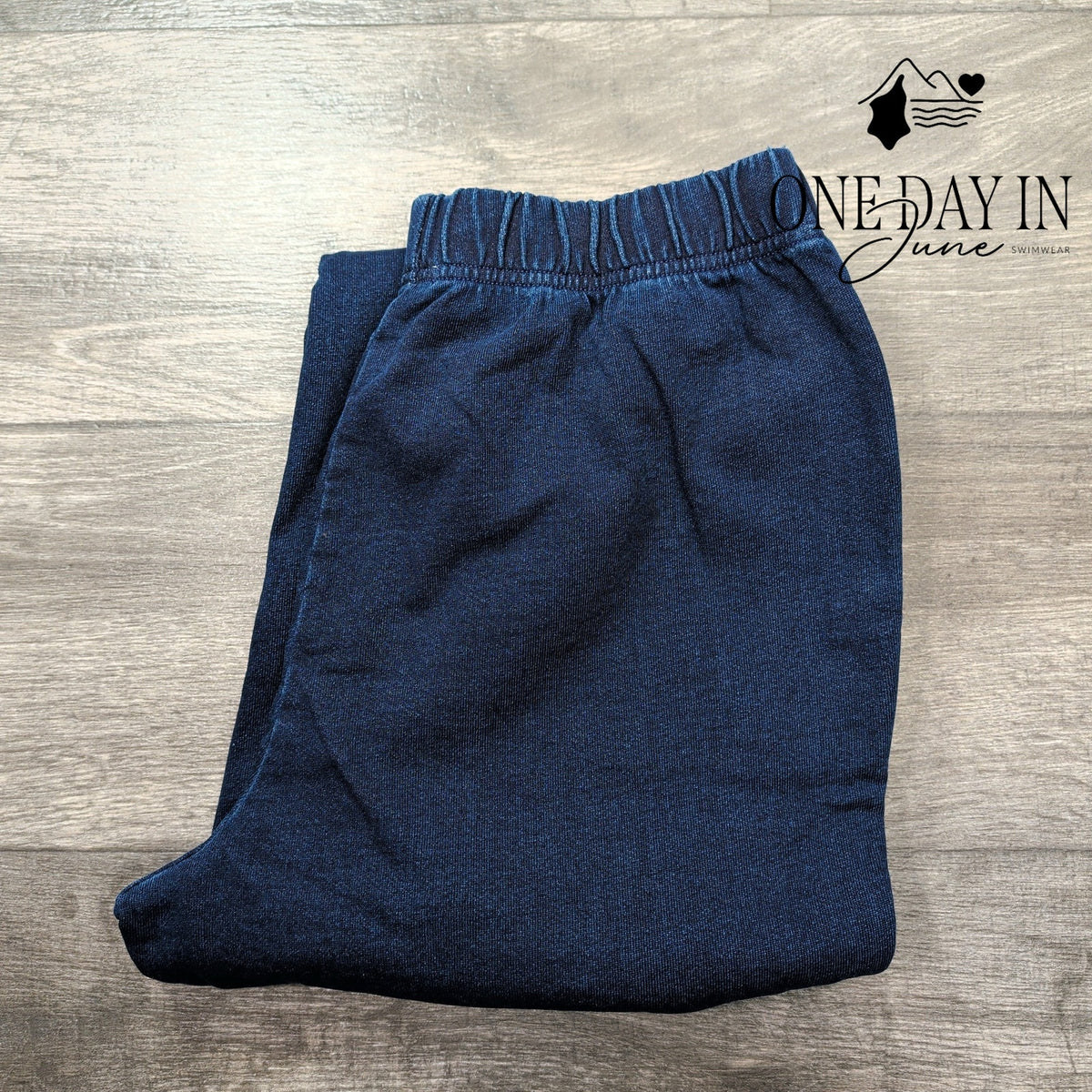 Good American Jeanius Boyfriend Jogger Sweatpants Indigo NWT Size S