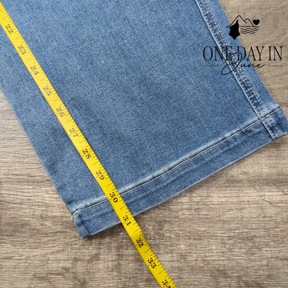 True Religion Cargo Straight Leg Jeans Size 29 (8)