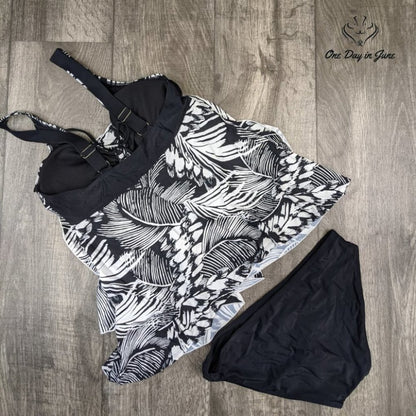 Amzbrly Adjustable Strap Ruffle Bikini Swimsuit Size M