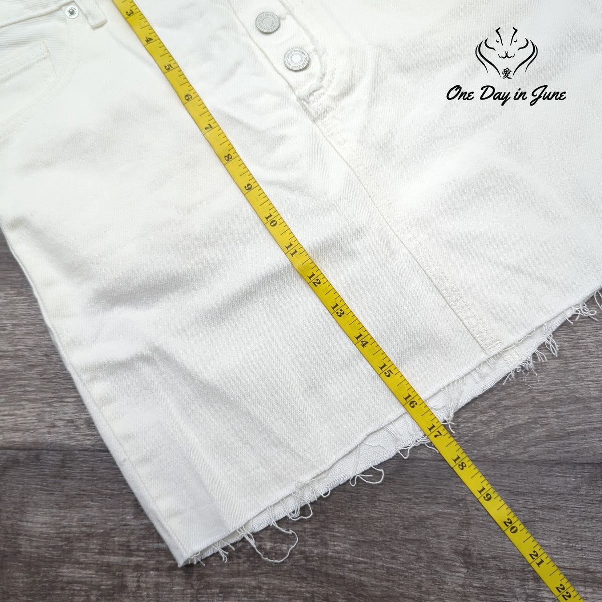 Lucky Brand Old Favorite Mini Denim Skirt White Button Fly Raw Hem NWT Size 4