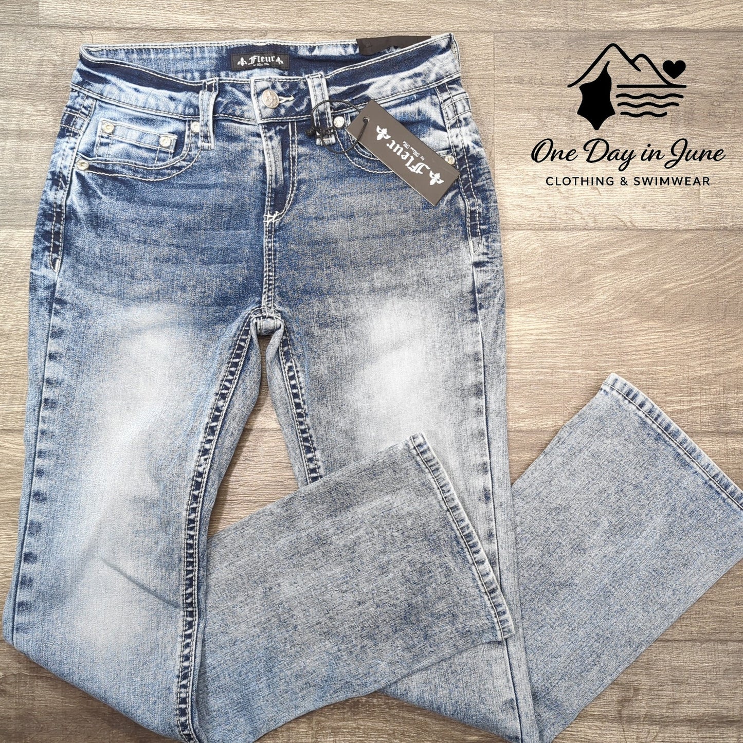 Miss Me Fleur Boot Cut Jeans Size 28 (6)