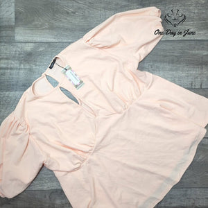 Boohoo Plus Keyhole Puff Sleeve Peplum Top Blush Pink Cutout NWT Size 22