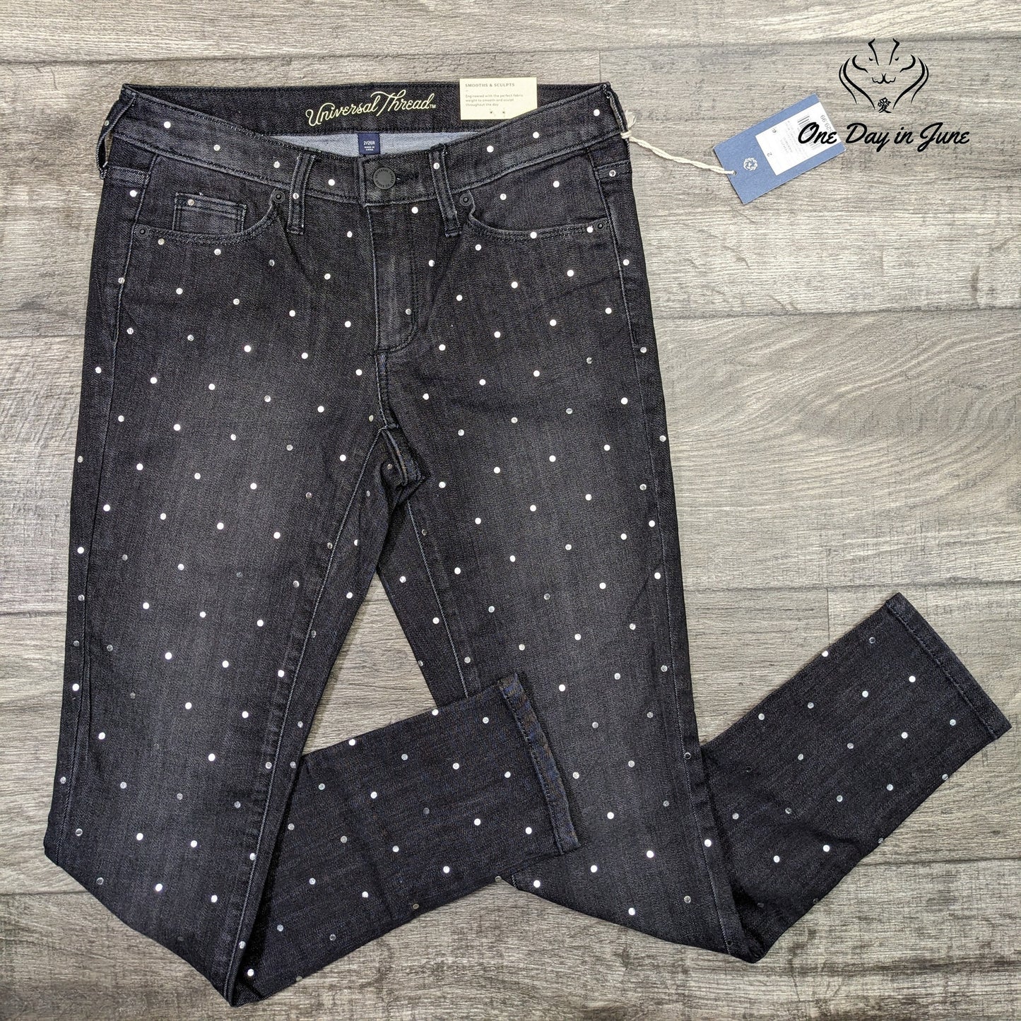 Universal Thread Mid Rise Skinny Jeans Size 2