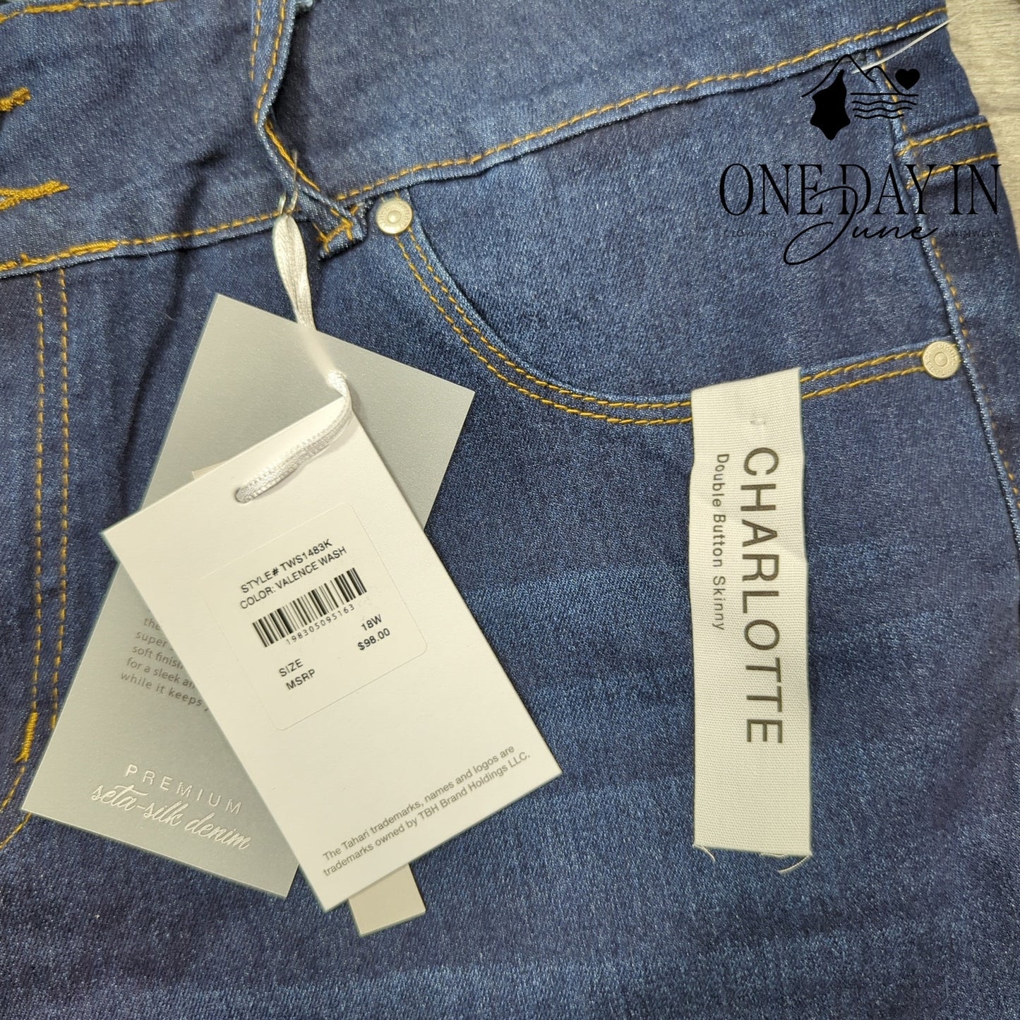 Tahari Plus Size Charlotte Double Button Skinny Jeans Size 18W