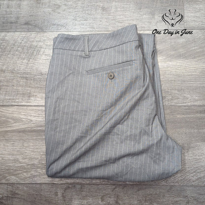 New York & Company City Stretch Luxe Flare Pants Gray Pinstripe NWT Size 14