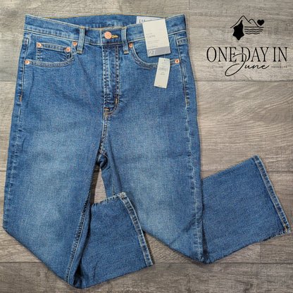 Gap High Rise Capri Skinny Jeans Medium Indigo NWT Size 4 (27)