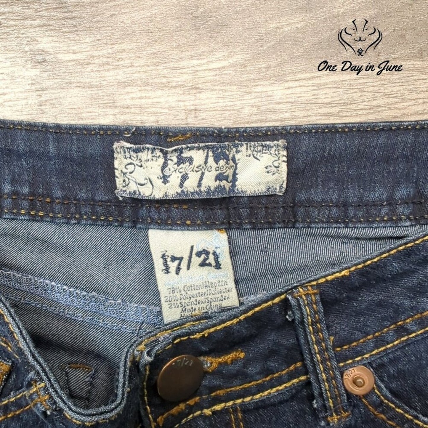 17/21 Denim Denim Shorts Size 6
