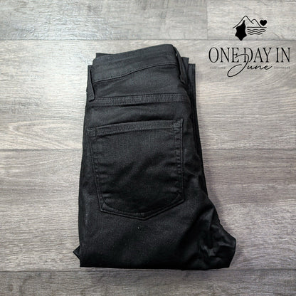 Good American Good Legs Leather Like Coated Skinny Jeans Black NWT Size 2 (26)