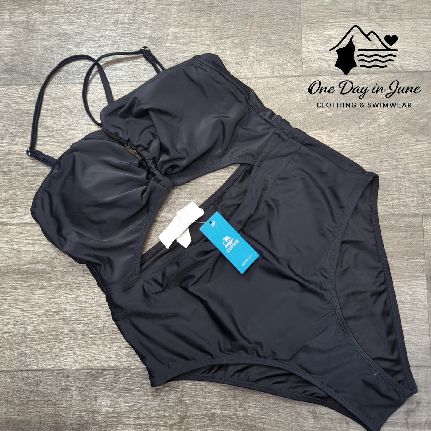 Cupshe Cutout One Piece Swimsuit Size L