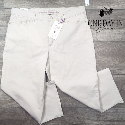 Gloria Vanderbilt Amanda Capri Jeans Size 16