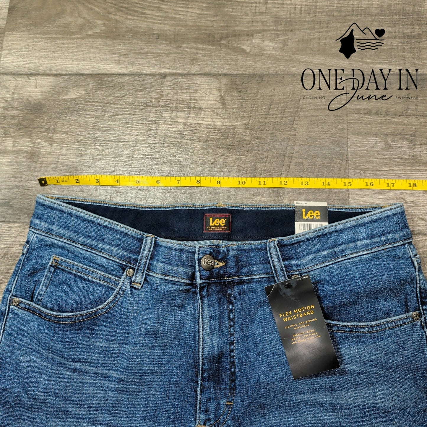 Lee Mid Rise Bootcut Jeans Size 16 Short