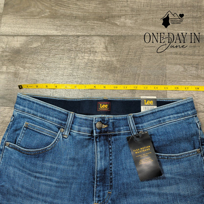 Lee Mid Rise Bootcut Jeans Size 16 Short