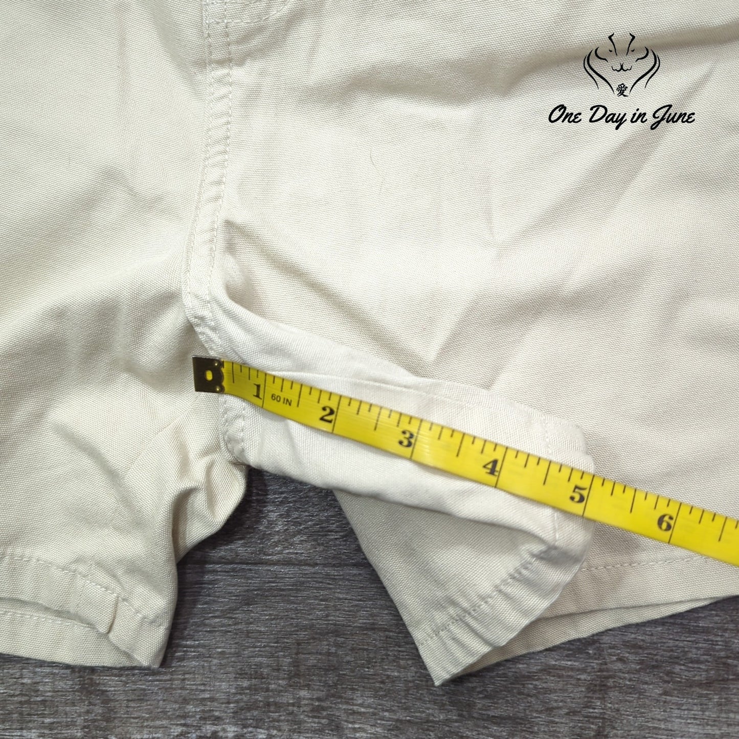 Bill Blass Chino Shorts Size 16