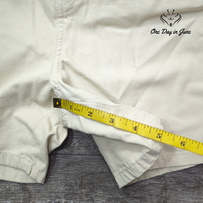 Bill Blass Chino Shorts Size 16