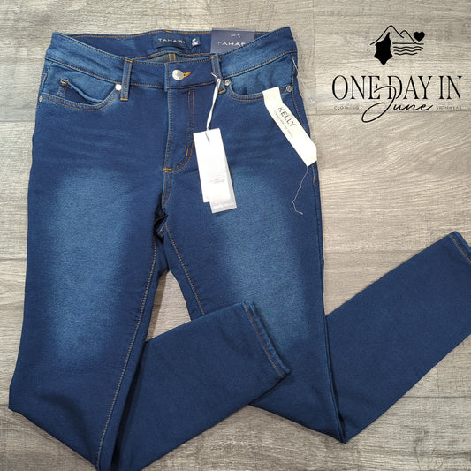 Tahari Classic Mid Rise Skinny Jeans Size 4P