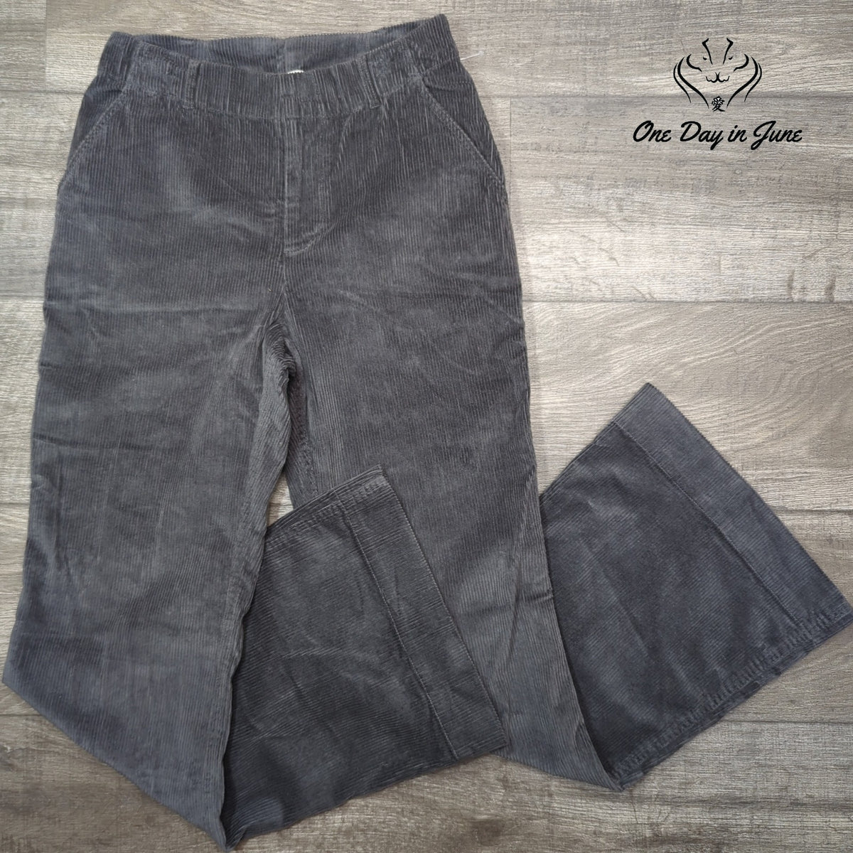 Treasure & Bond High Rise Bootcut Corduroy Pants Gray Size 4