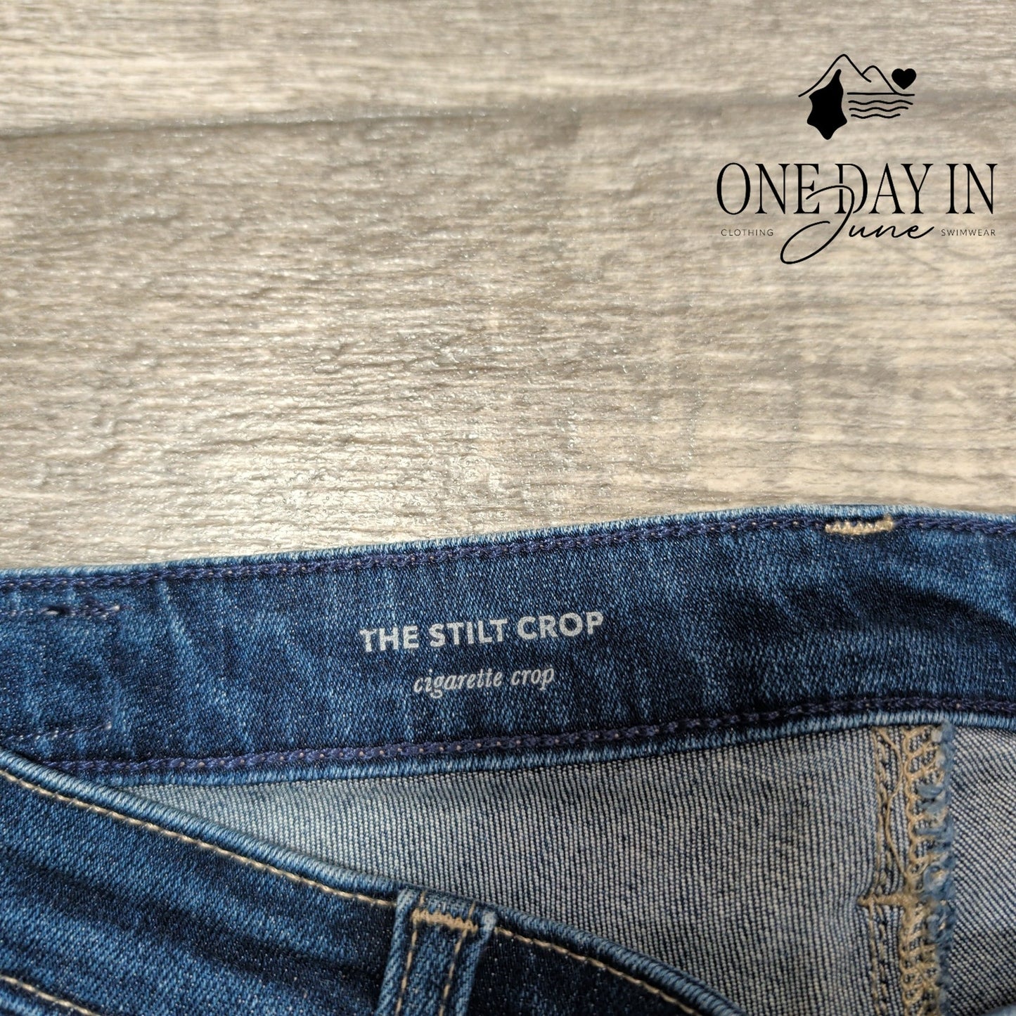 AG Adriano Goldschmied The Stilt Crop Jeans Size 4 (27)