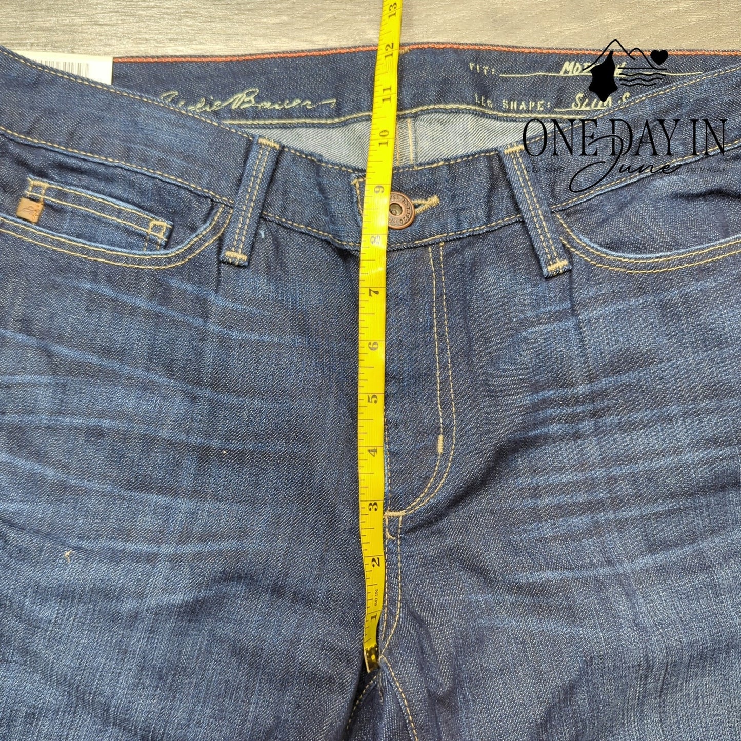 Eddie Bauer Modern Slim Straight Jeans Dark Wash Stretch Denim NWT Size 12