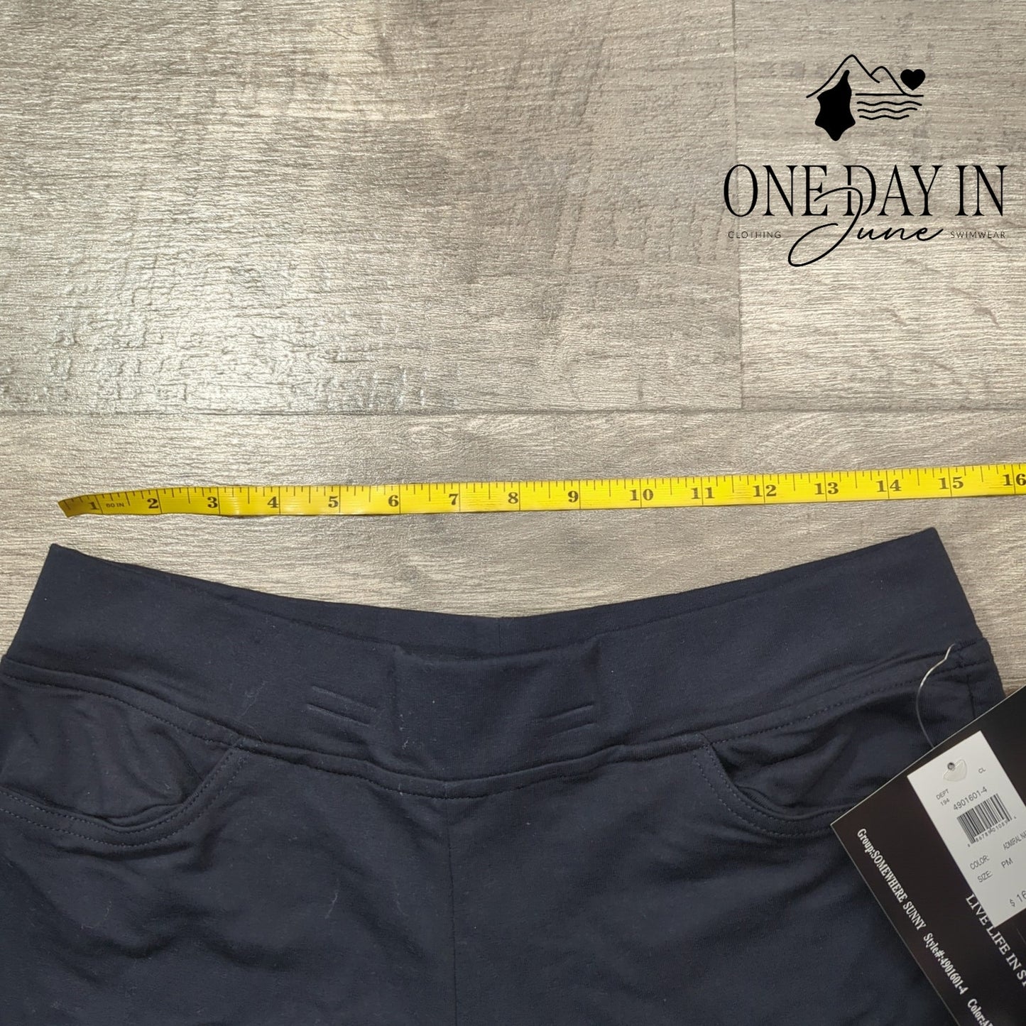 Onque Casual Pull On Shorts Size PM