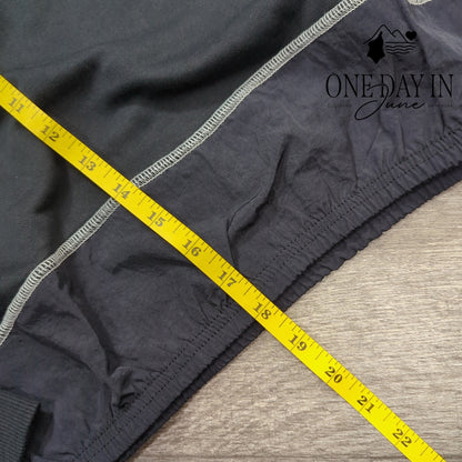 Umbro Pullover Sweatshirt Size M (10/12)