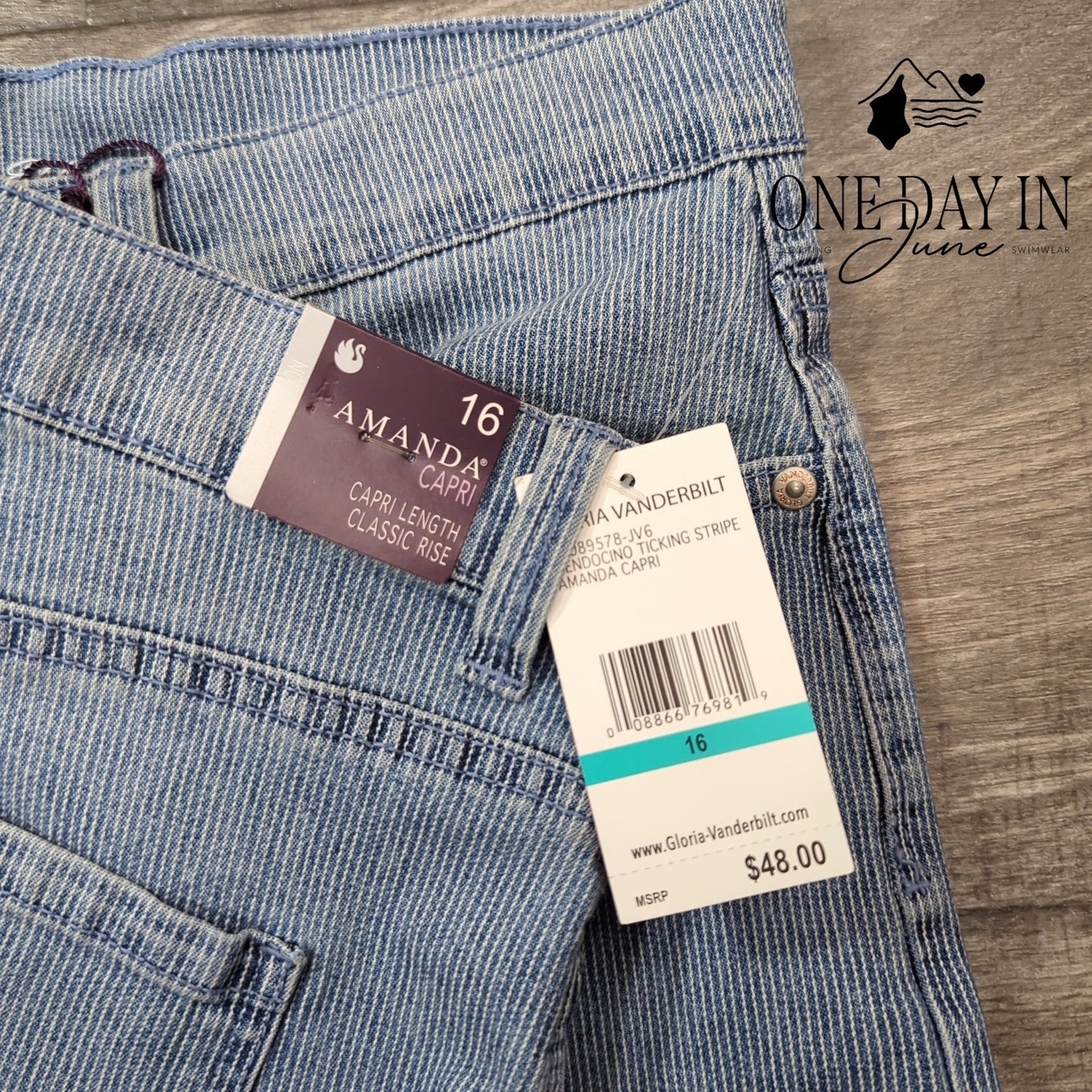 Gloria Vanderbilt Amanda Capri Jeans Size 16