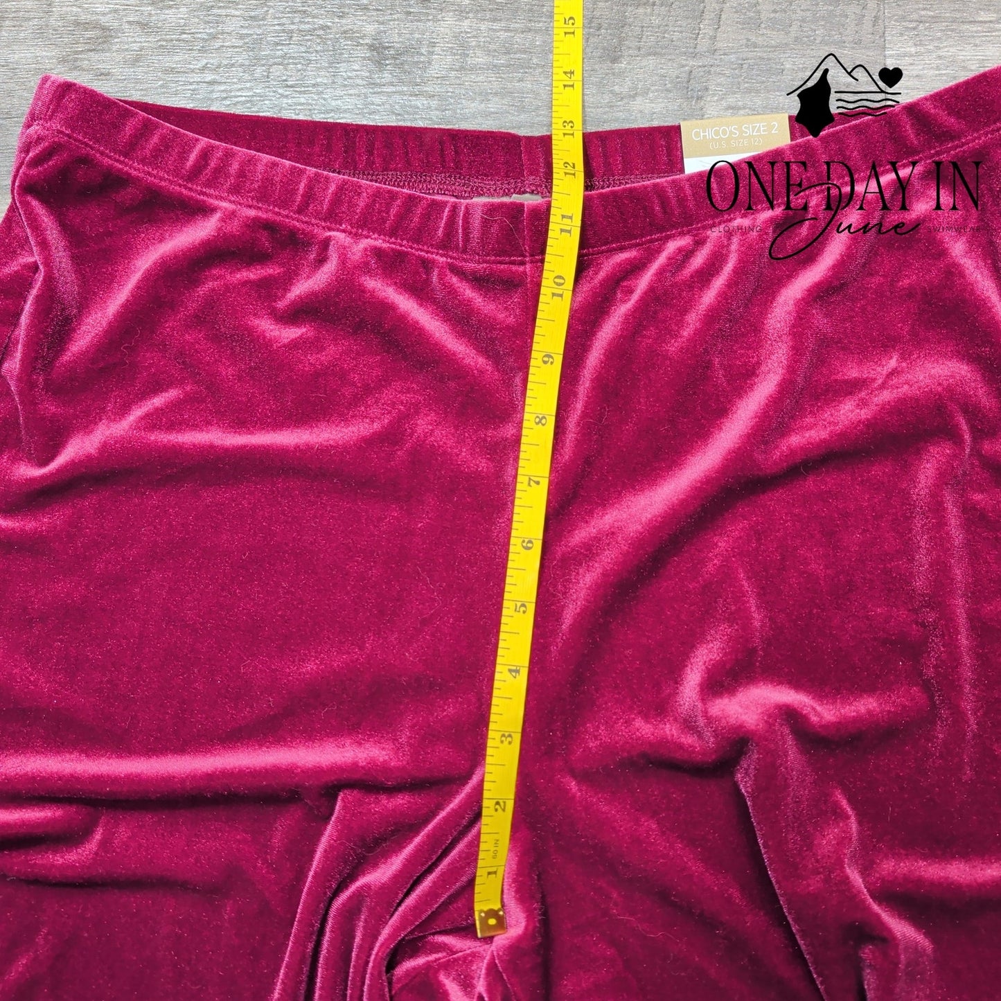Chico's Velvet Slim Pull On Pants Burgundy Wine Velour NWT Size Chico's 2 (12)
