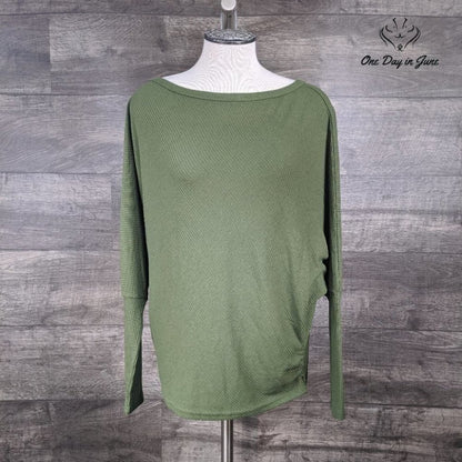Amzbrly Ruched Ribbed Long Sleeve Top