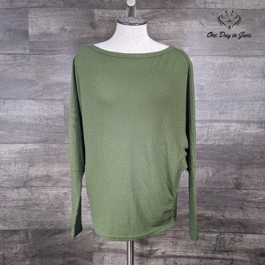 Amzbrly Ruched Ribbed Long Sleeve Top