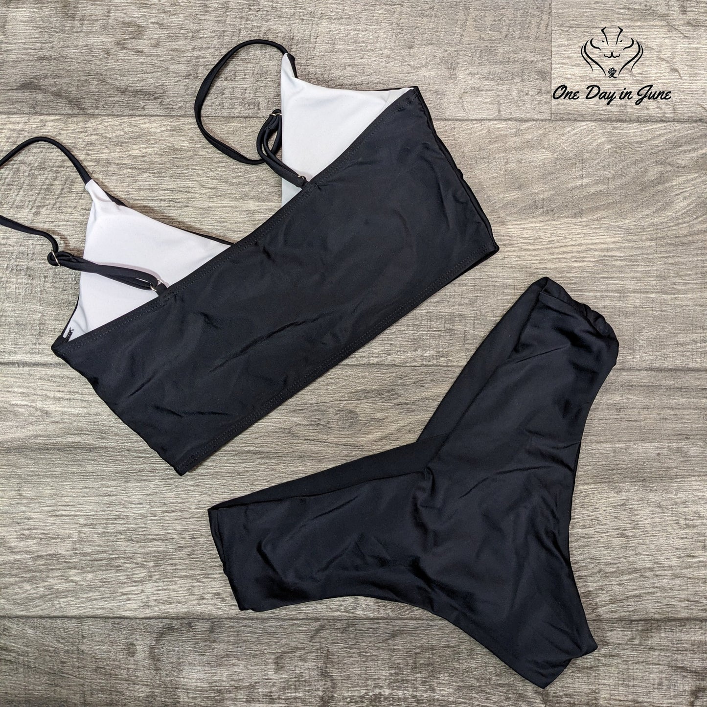 ODIJ Cross Front Bikini Swimsuit Size M
