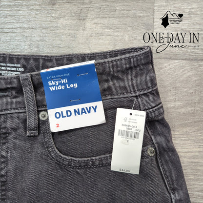 Old Navy Sky Hi Wide Leg Jeans Extra High Rise Washed Black NWT Size 2