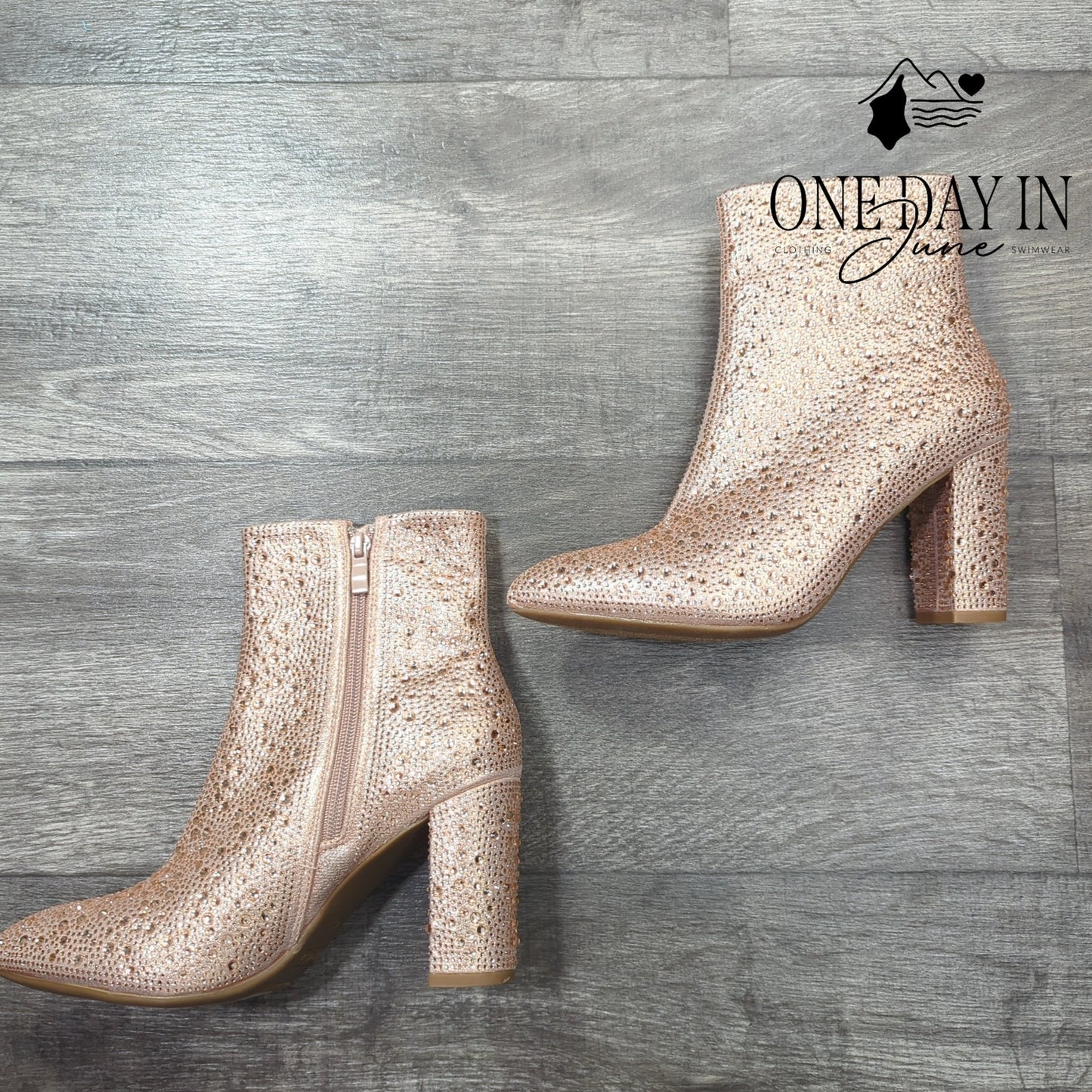 Top Moda Bejeweled Ankle Boots Size 6.5