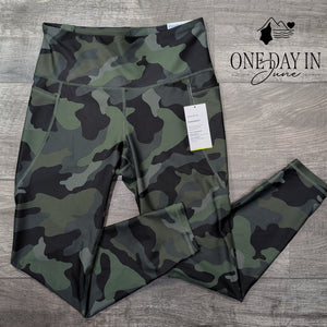 Old Navy Elevate PowerSoft Leggings Green Camo High Rise 7/8 Pockets NWT Size L