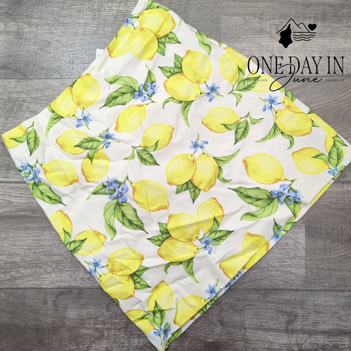 Talbots Lemon Print Mini Skirt White Yellow Fruit Summer NWT Size 8