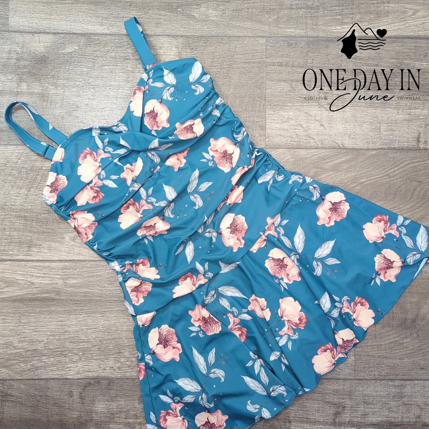 Shekini Twist Front Boyshort Swimdress One Piece Swimsuit Size M