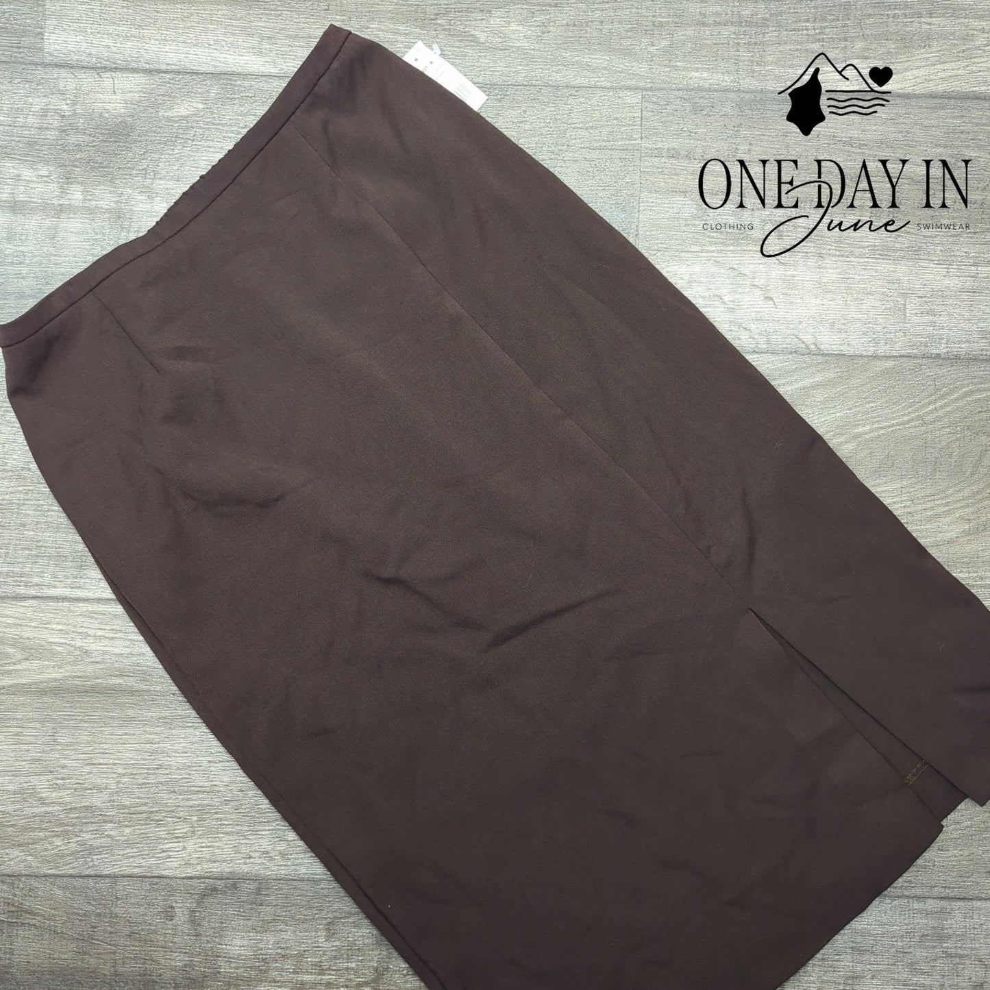 City Girl by Nancy Bolan Lined Midi Skirt Size 4