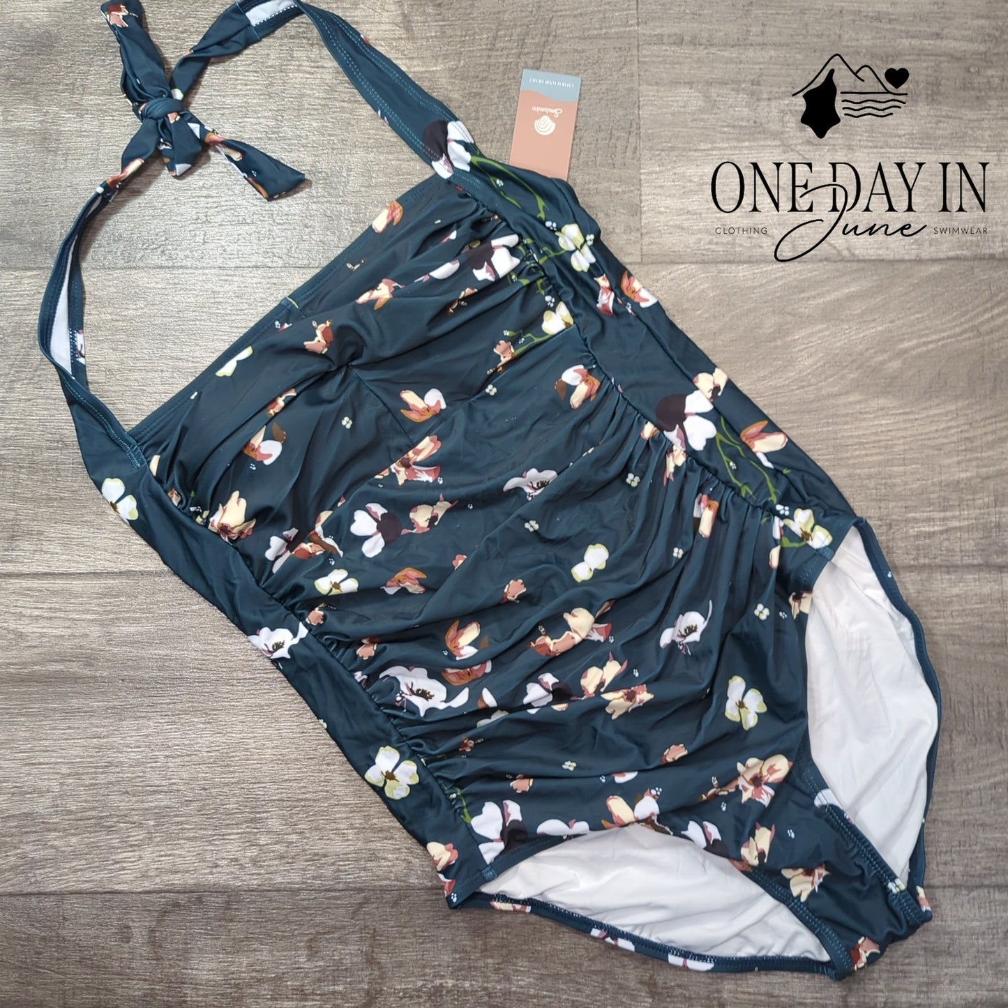 Smismivo Retro Halter One Piece Swimsuit Size L