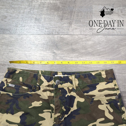 MK Outdoor Camoflage Denim Skirt Size 4