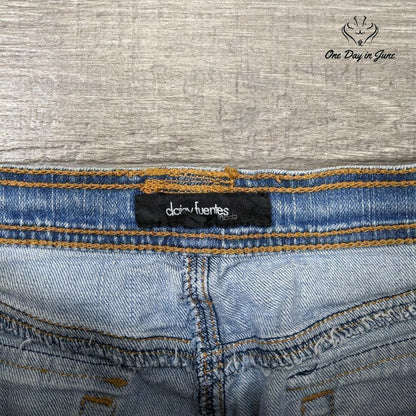 Daisy Fuentes Denim Mini Skirt Size 6