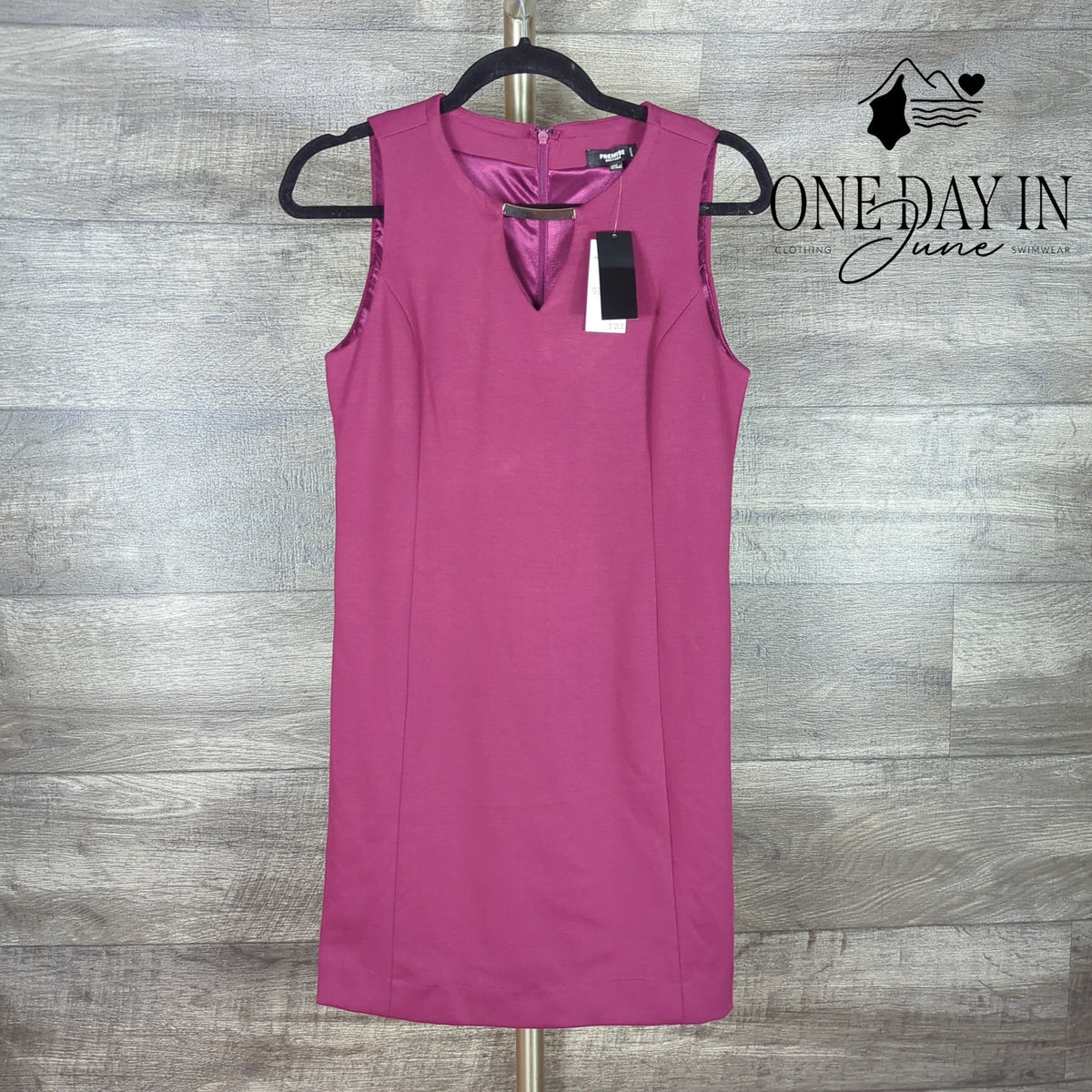 Premise Studio Petite Ponte Sleeveless Sheath Dress Sangria NWT $128 Size 4P
