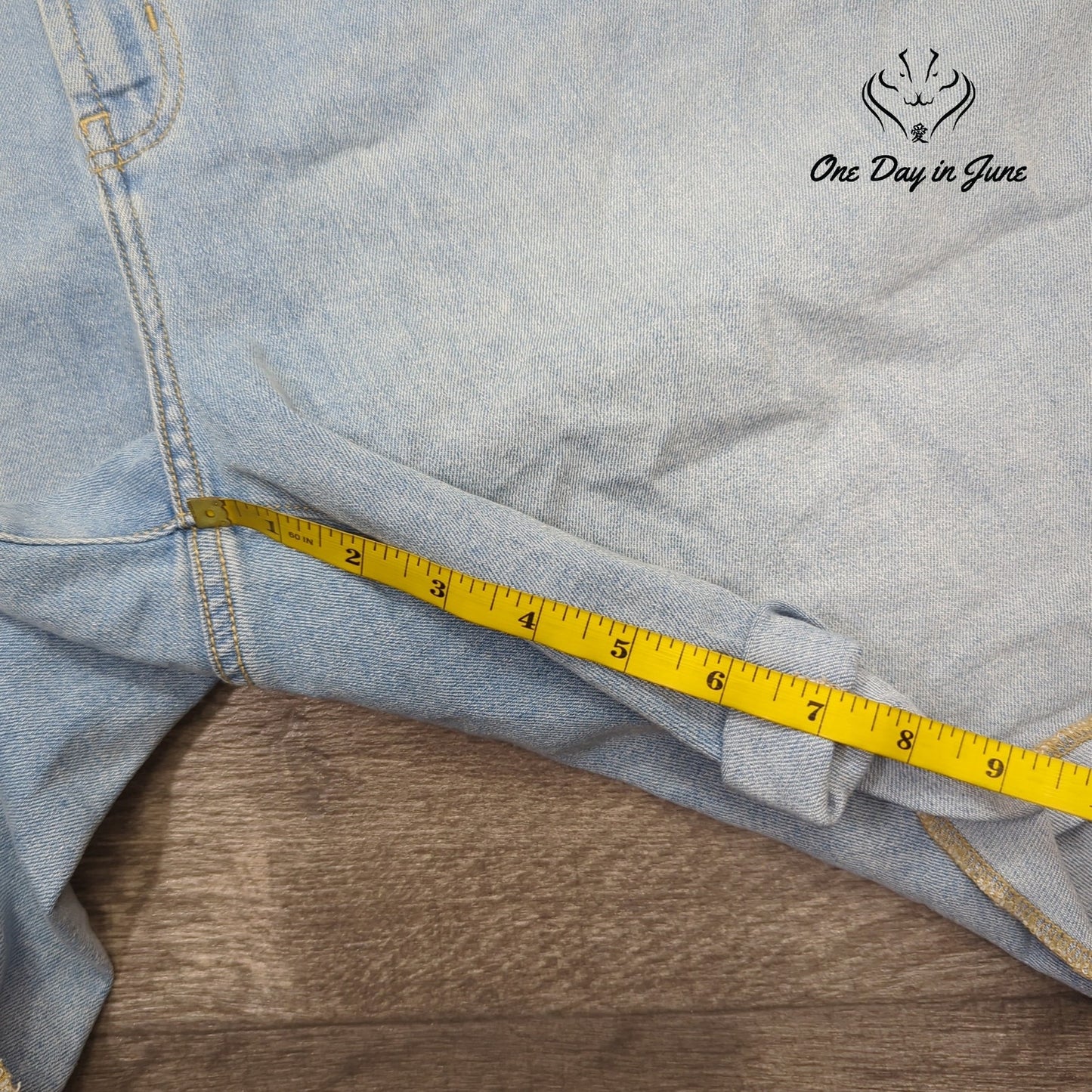 Old Navy Plus Size High Rise Wow Denim Shorts Size 30
