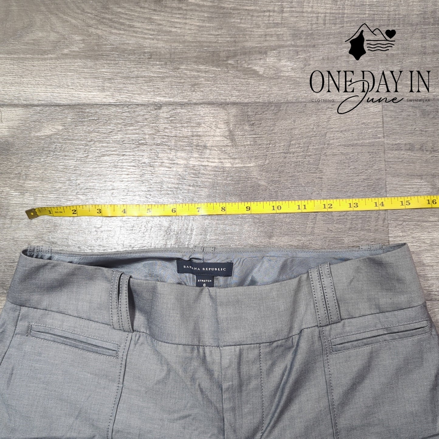 Banana Republic Straight Leg Pants Size 6