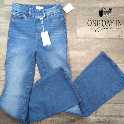 Good American Good Legs Flare Jeans High Rise Indigo Blue NWT Size 1