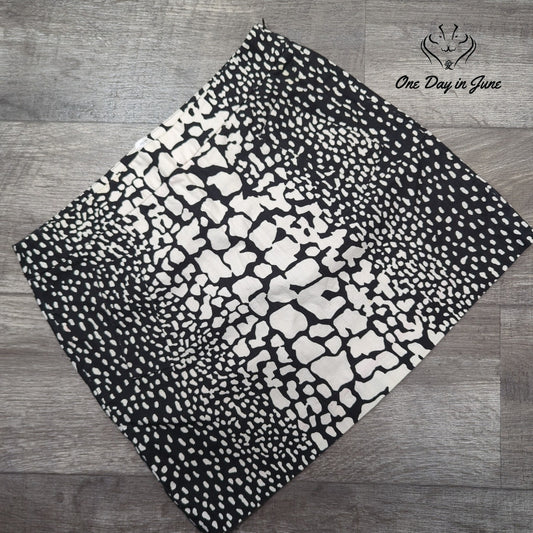 J.Crew Mini Skirt Size 6 Black White Abstract Animal Print Cotton Size 6