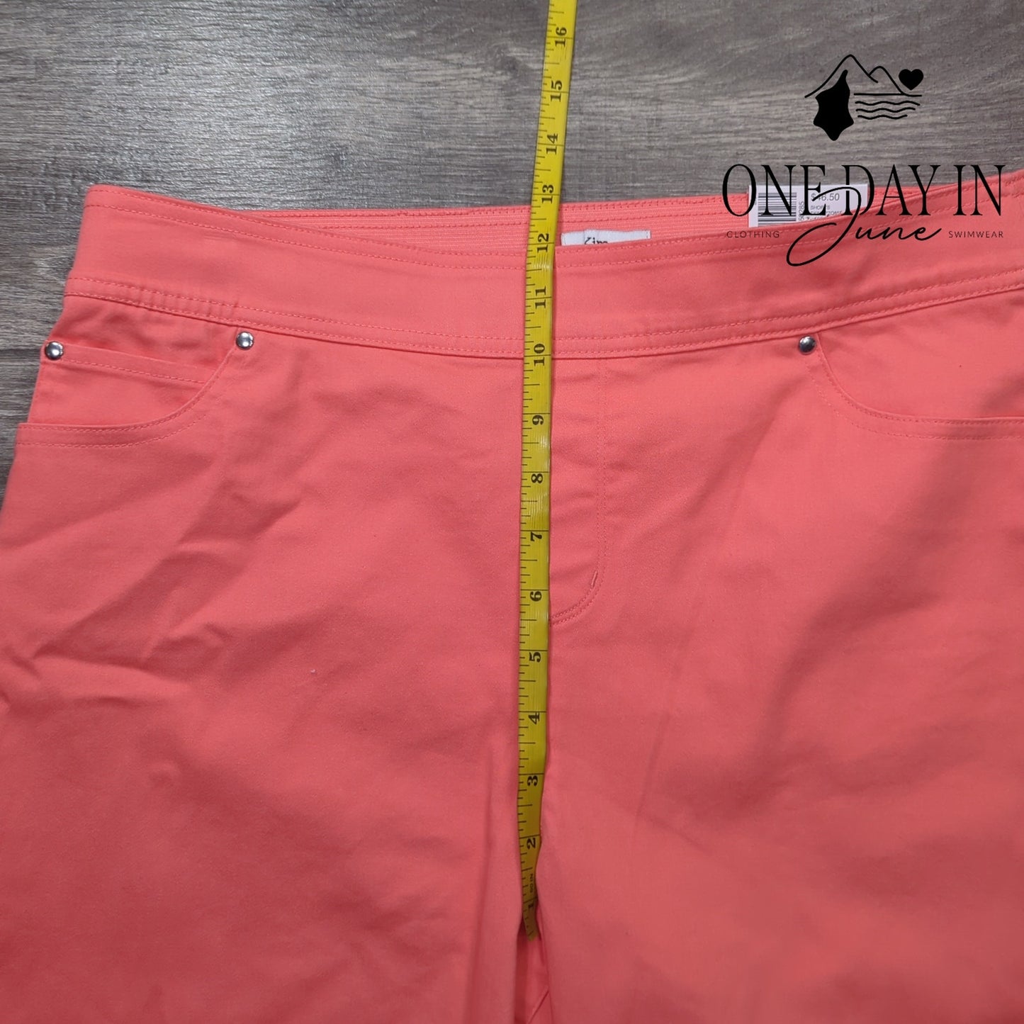 Kim Rogers Super Stretch Bermuda Shorts Size 12