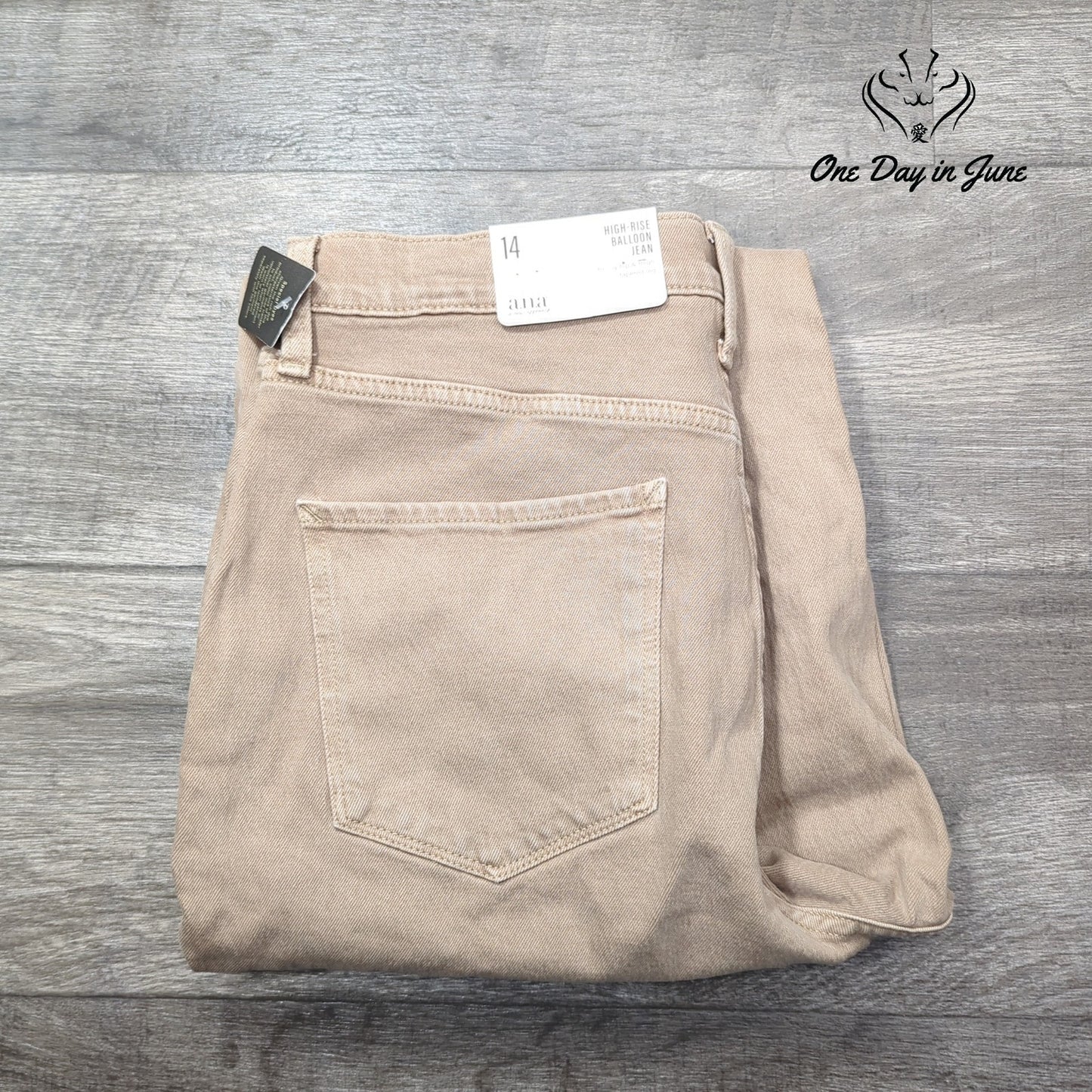 a.n.a High Rise Balloon Jeans Size 14