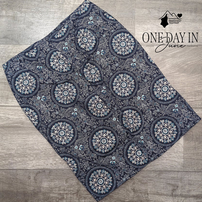 Loft Petite Pencil Skirt Navy Blue Medallion Paisley Print Size 4P